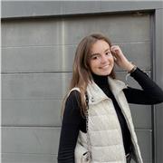 Doy clases particulares de inglés, música, matemáticas, lengua y biología hasta bachillerato. Además de estadística aplicada a la psicología